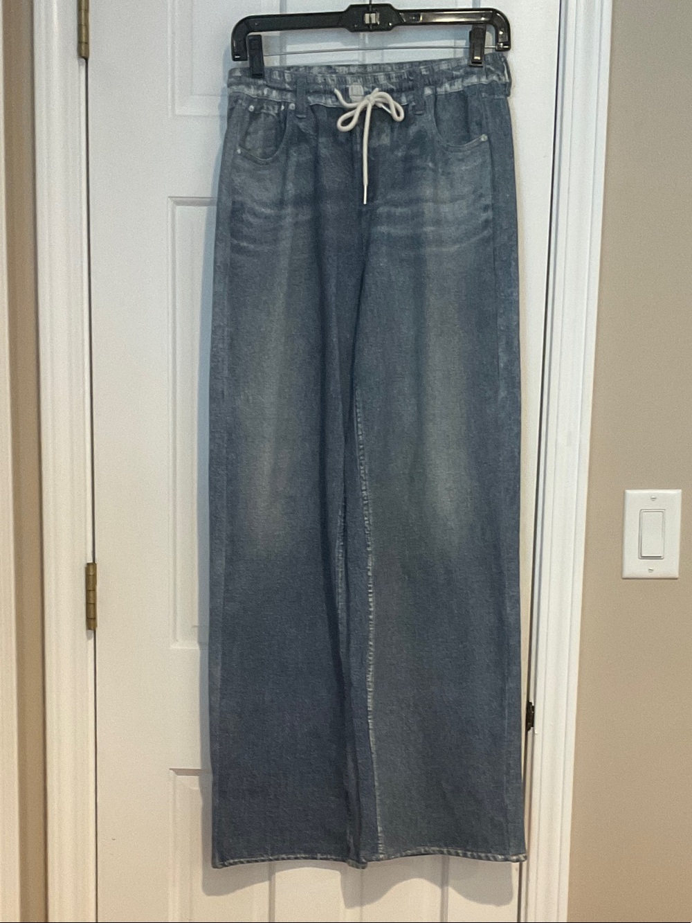 Women's Wide-Leg Drawstring Denim Joggers - Light Blue